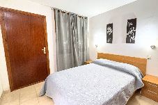 Apartamento en Rosas / Roses - meda chica 2d